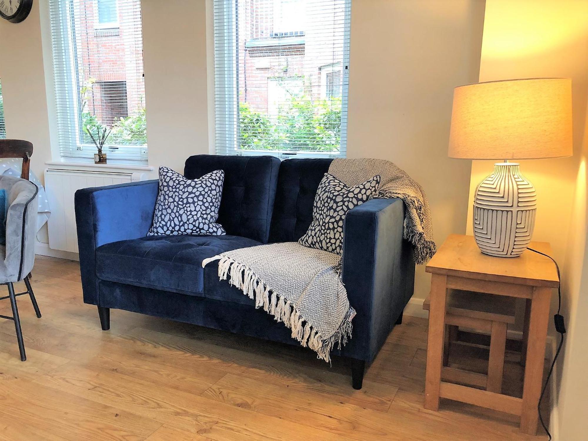 The Courtyard 2 Bedroom Apartments In Central Windsor With Parking Exterior foto